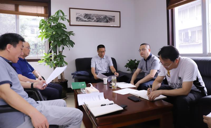 集團(tuán)總會計師田世云到華西安裝公司開展2021年安全生產(chǎn)集中整治專項(xiàng)督查