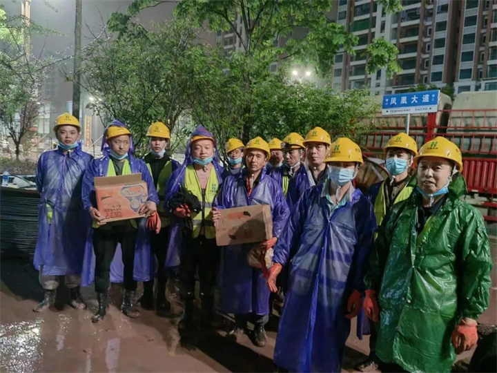 28小時 大干快上正當時 ——廣安集中隔離點二標段建設(shè)“攻堅戰(zhàn)”強力推進