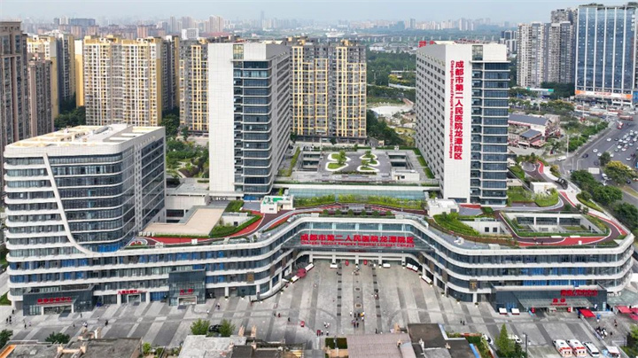 公司參建的成都市第二人民醫院龍潭醫院建設項目迎接魯班獎專家組現場復查